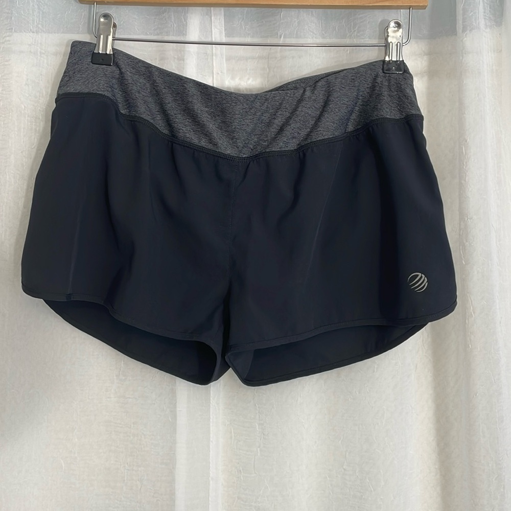 MPG black /pink running shorts SIZE M draw string lined hot steamed inside.. - Picture 1 of 7